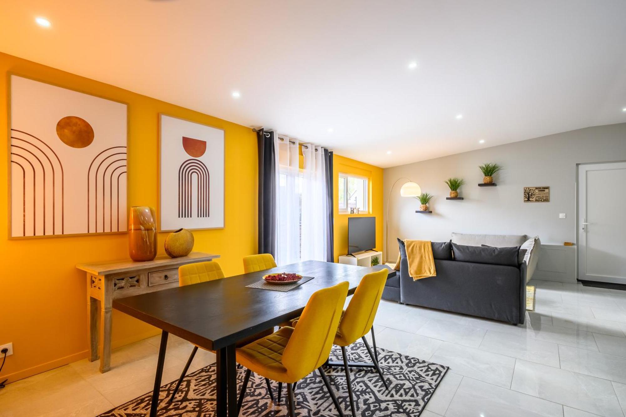 Ferienwohnung Le Charles Montbéliard Exterior foto